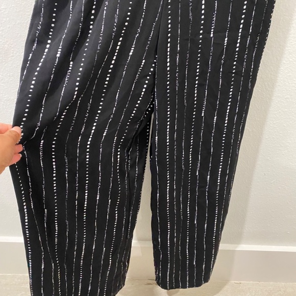 Papaya black with white stripe spaghetti, strapped romper size large - Picture 2 of 8